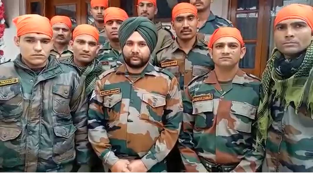 indian army in shri hemkund sahib