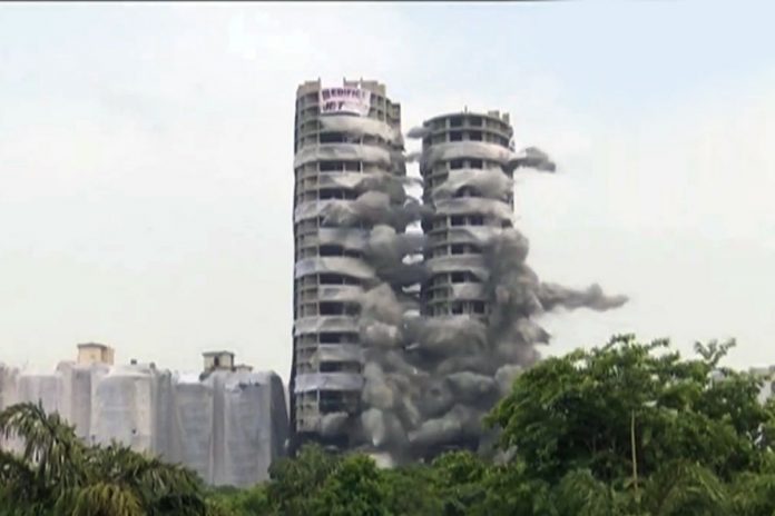 Noida twin towers demolished