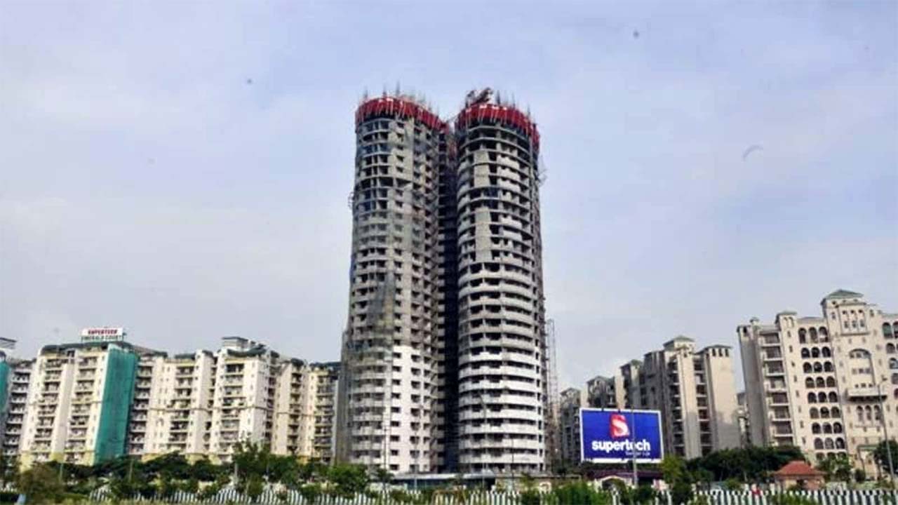 noida twin towers demolished