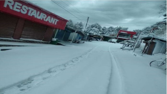 Uttarakhand snowfall photos