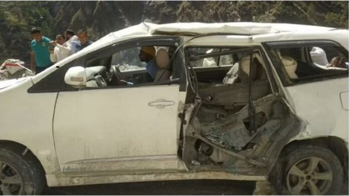Accident in Badrinath Highway