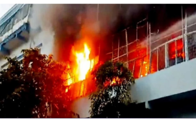 सियालदह ESI अस्पताल में भीषण आग, दमकल ने दो घंटे की मशक्कत के बाद पाया काबू KOLKATA HOSPITAL FIRE