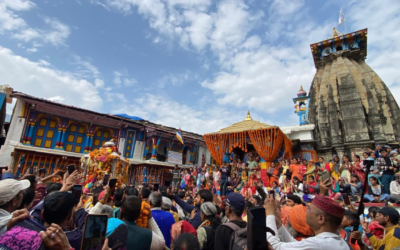 बाबा केदार की डोली अपने शीतकालीन प्रवास स्थल श्री ओंकारेश्वर मंदिर उखीमठ पहुंची KEDARNATH DOLI OMKARESHWAR TEMPLE