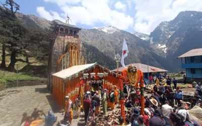 मद्महेश्वर मंदिर के कपाट शीतकाल के लिए बंद, 18 हजार श्रद्धालुओं ने किए दर्शन MADMAHESHWAR MANDIR