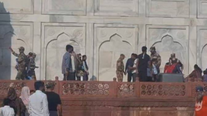 TAJ MAHAL BOMB THREAT