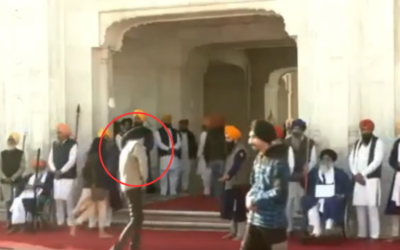 स्वर्ण मंदिर के बाहर सुखबीर बादल पर हमला, आरोपी हुआ गिरफ्तार SUKHBIR BADAL