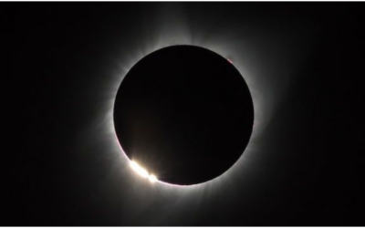 आज दिखेगा आसमान में खास ब्लैक मून, भारत में ये रहेगी टाइमिंग BLACK MOON