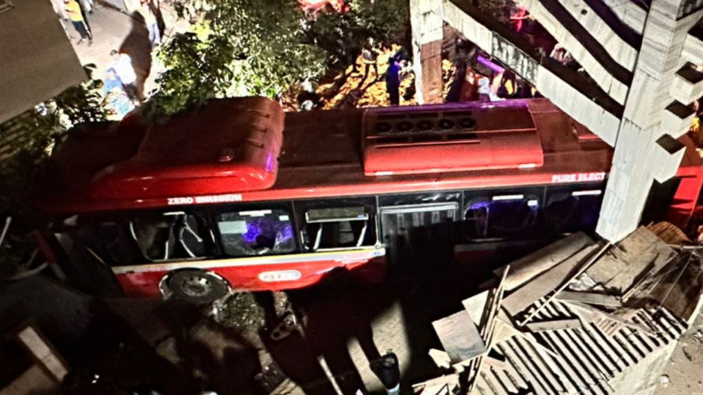 MUMBAI BUS ACCIDENT