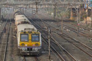 MUMBAI LOCAL TRAIN NEWS