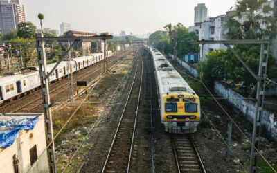 ठाणे में दर्दनाक लोकल ट्रेन हादसा, चलती ट्रेन से गिरकर चार यात्रियों की मौत, पांच घायल MUMBAI LOCAL TRAIN NEWS