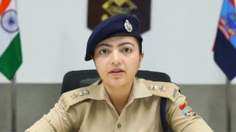 RACHITA JUYAL VRS