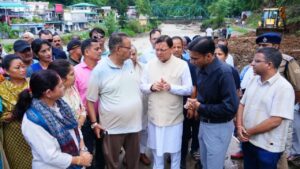सीएम धामी ने मसूरी रोड और किमाड़ी क्षेत्र का किया निरीक्षण, राहत कार्यों को तेज करने के निर्देश DHAMI MUSSOORIE ROAD KIMADI
