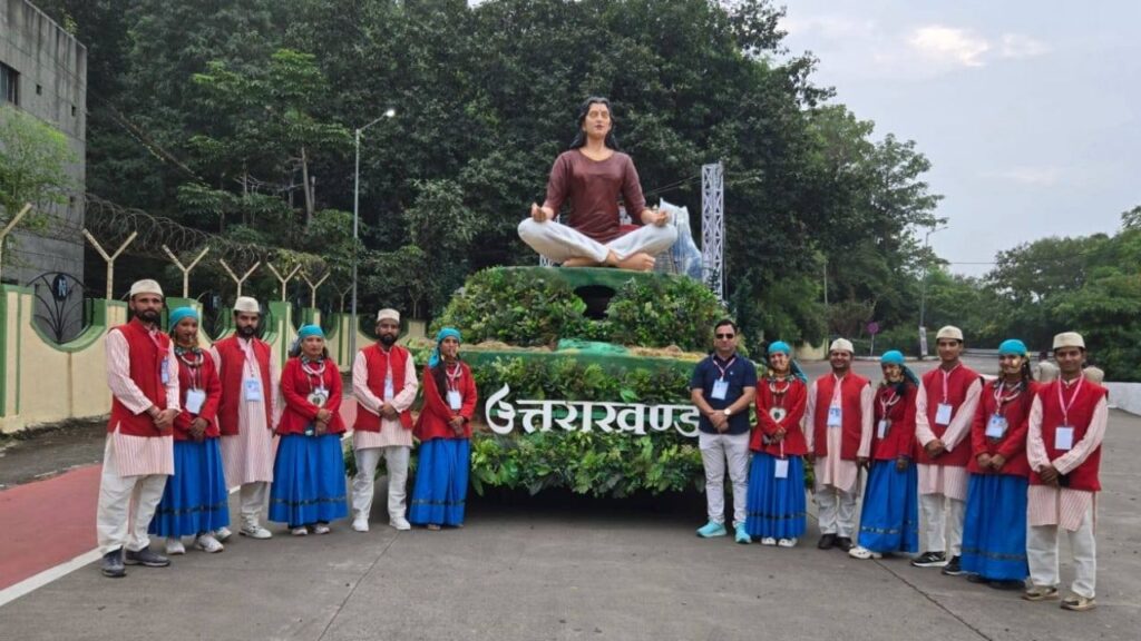 UTTARAKHAND TABLEAU IN GUJARAT