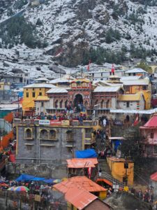 BADRINATH SNOWFALL: