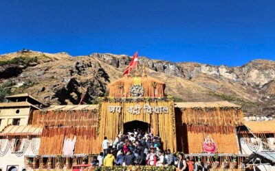 BADRINATH DHAM CLOSING