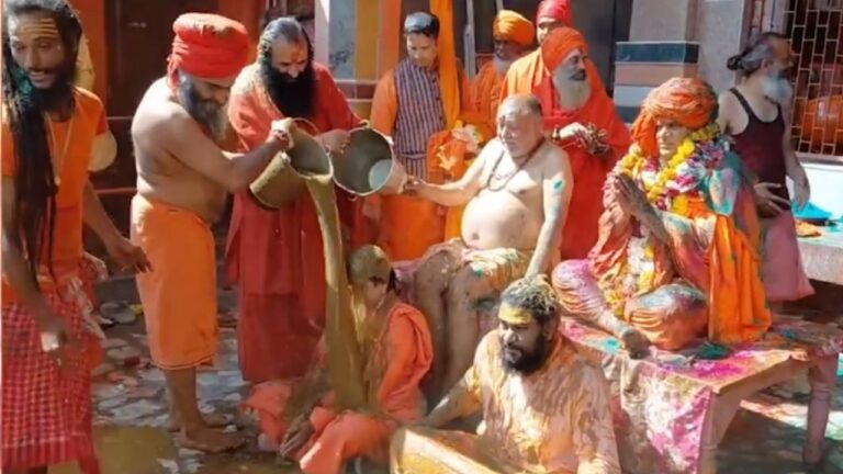 HARIDWAR JUNA AKHARA HOLI