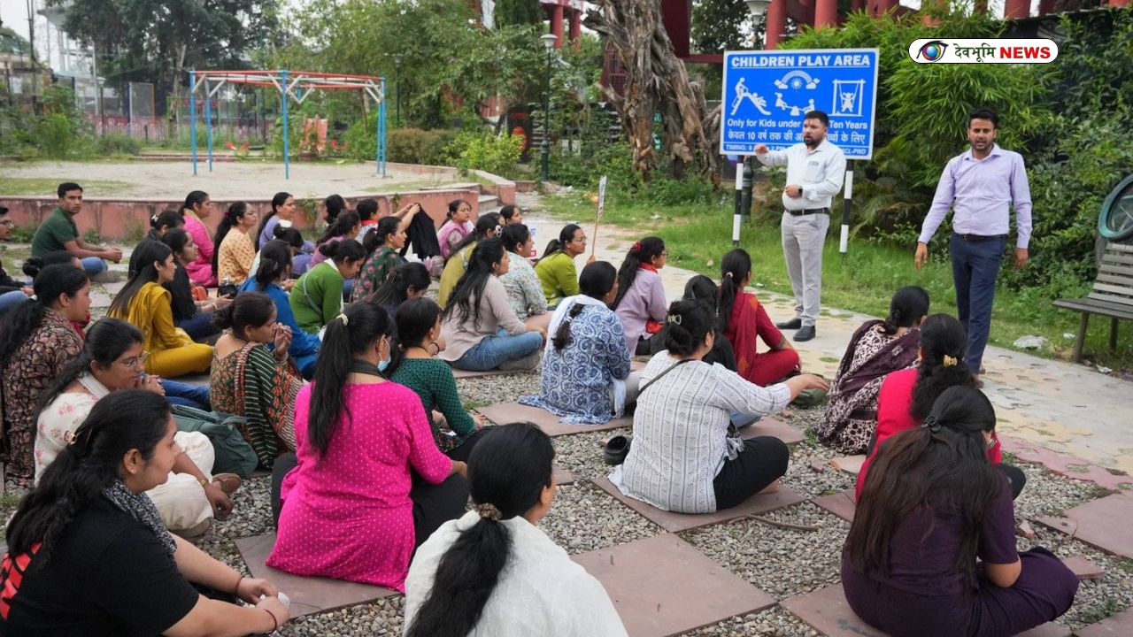 DEHRADUN NURSING CANDIDATES PROTEST