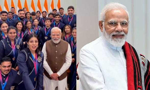 PM मोदी 